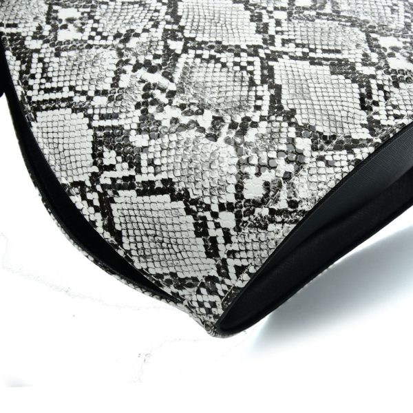 VK2137 BLACK&WHITE - Shell Set Bag With Snakeskin Pattern Design Discount